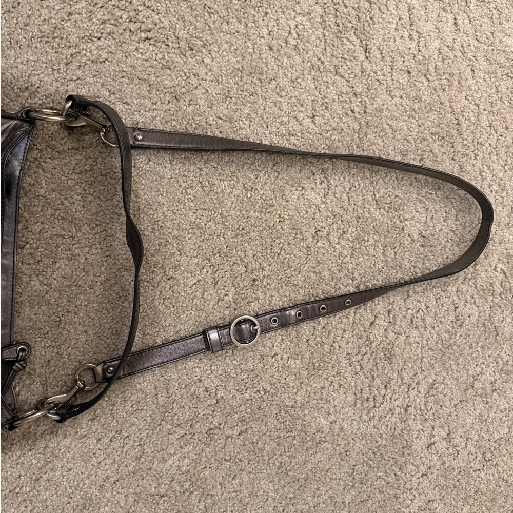 Coach Pewter Leather Zoe Hobo Handbag with purple lining - Picture 8 of 11